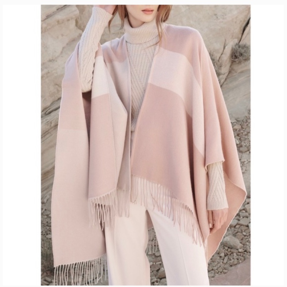 NWT Soia&Kyo Scarfigan with Fringe